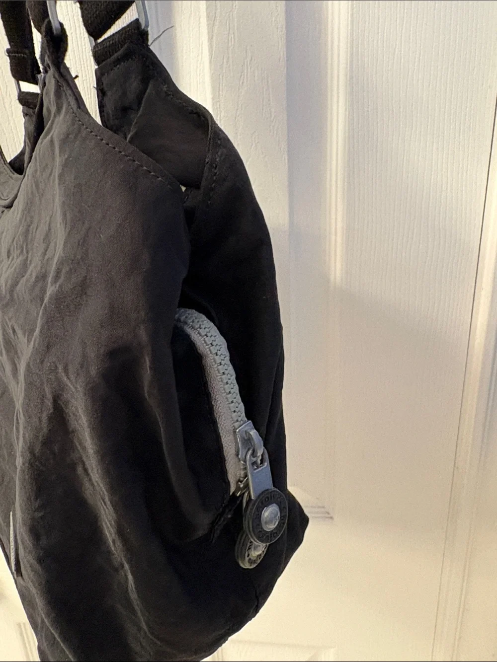 Harajuku Lovers Black Nylon shoulder Tote with Wide canvas Straps